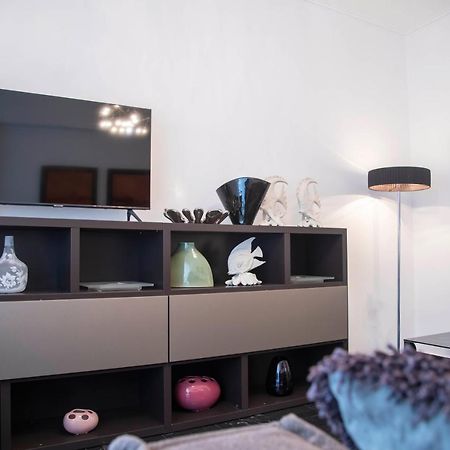 Konstantinos Stylish Brand New Apt In The Heart Of אתונה מראה חיצוני תמונה