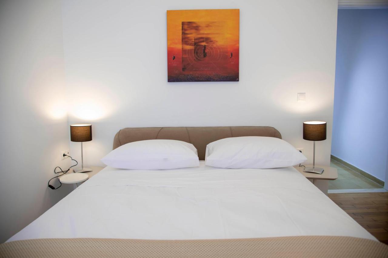 Konstantinos Stylish Brand New Apt In The Heart Of אתונה מראה חיצוני תמונה